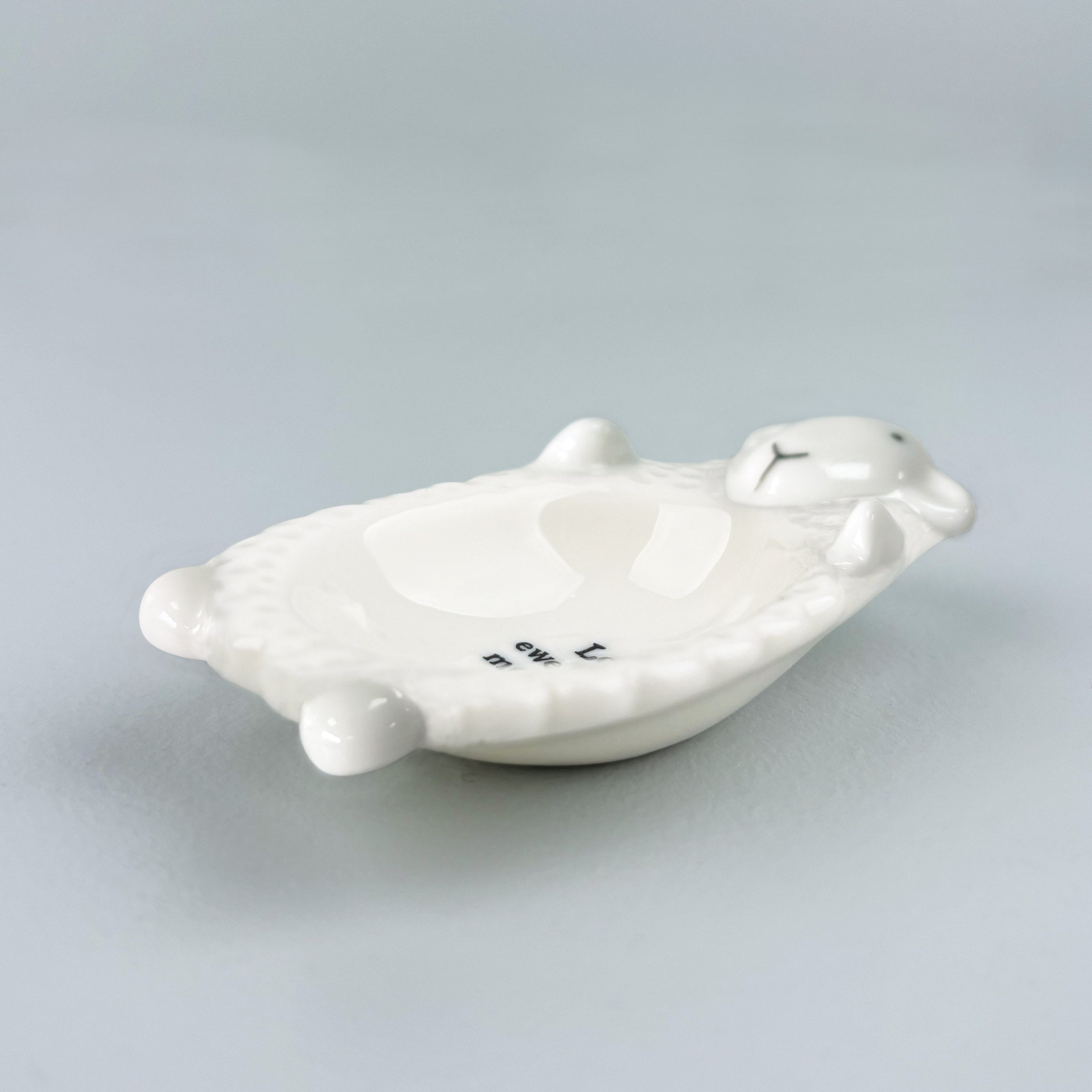 Flat Animal Dishes