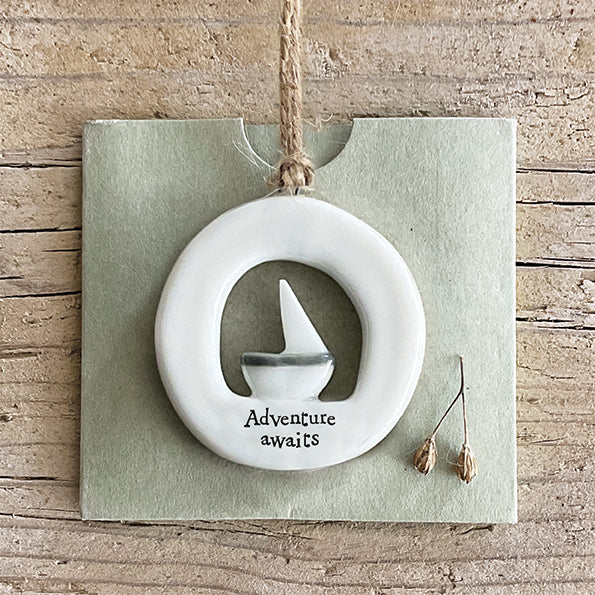 Porcelain Mini Hangers - Follow your Dreams / Adventure Awaits