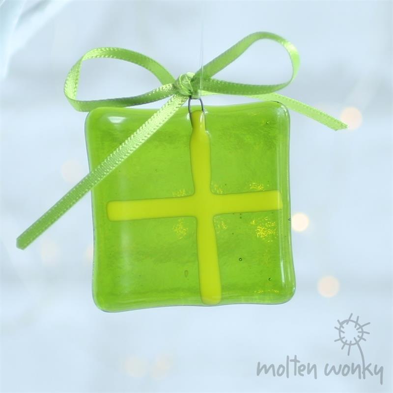 Glass Hanging Present