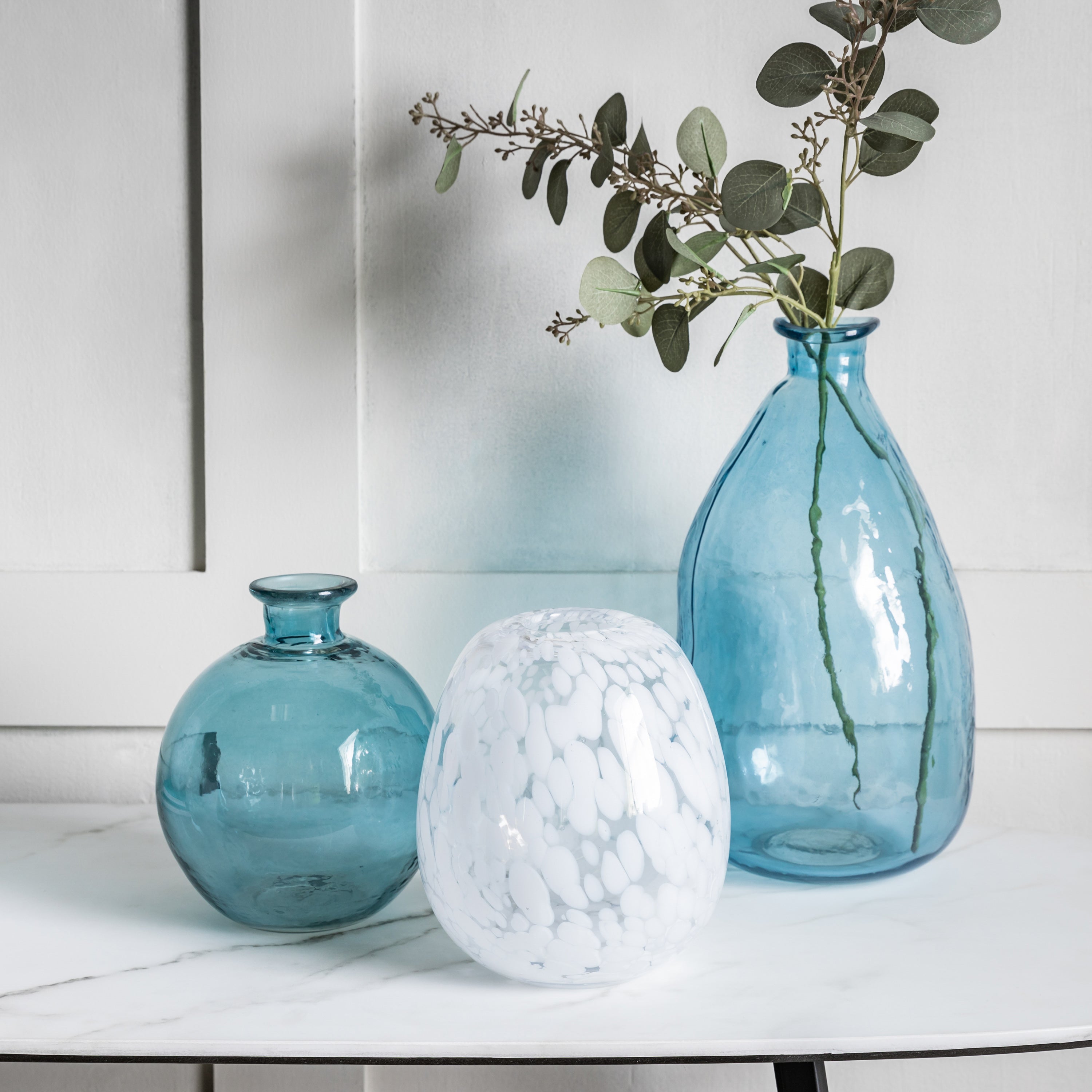 Linni Frosted Vase